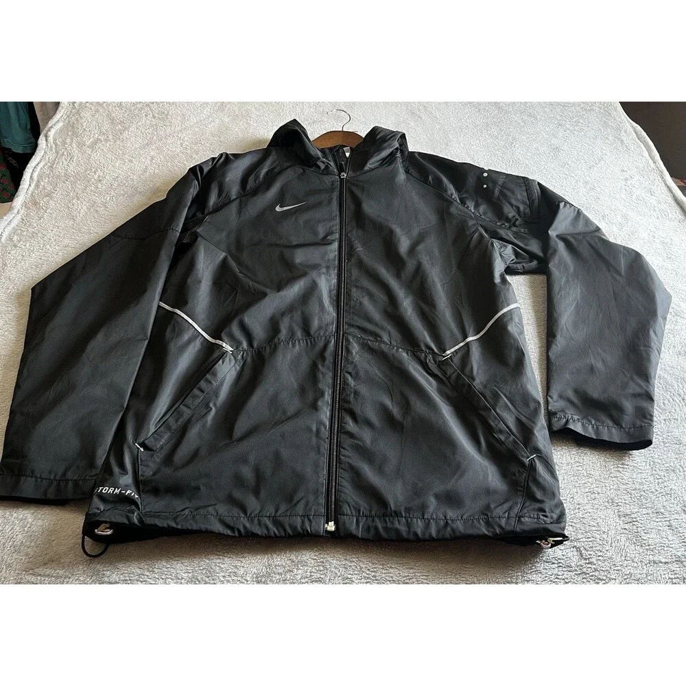 Nike Storm-FIT  Hooded Windbreaker/Rain Jacket Men’s S Black Full-Zip Reflective
